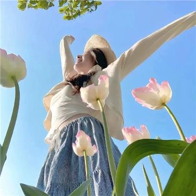 俏皮女学生